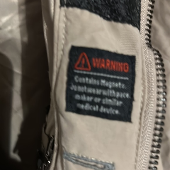 Vest jacket. Removable sleeves. - Picture 10 of 10